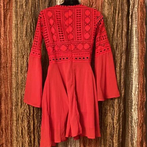 Lace mesh long sleeve dress - Picture 2 of 2